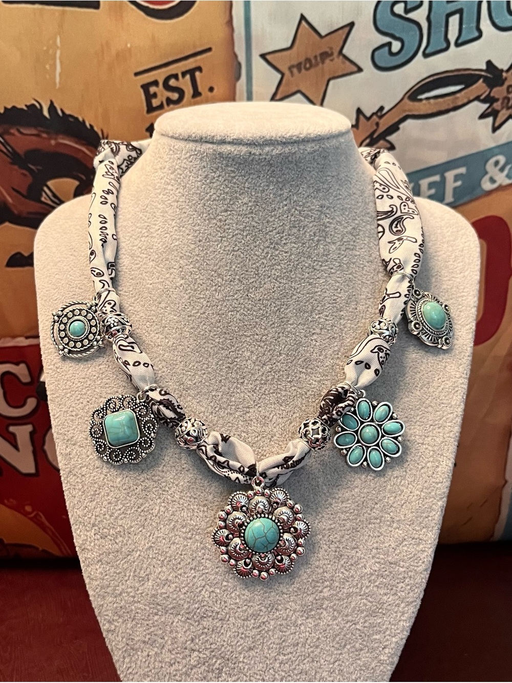 Turquoise Floral Pendant Statement Necklace - Women Jewelry